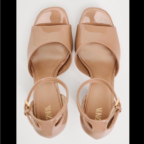 CHUNKY HIGH HEELED FAUX PATENT LEATHER EFFECT PLATFORM HEELS - Picture 7 of 7